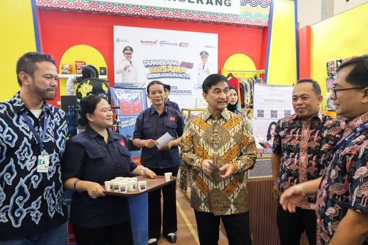Produk lokal Kota Tangerang menarik perhatian pengunjung TEI 2026, membuka peluang ekspor dan memperluas jejaring bisnis internasional.