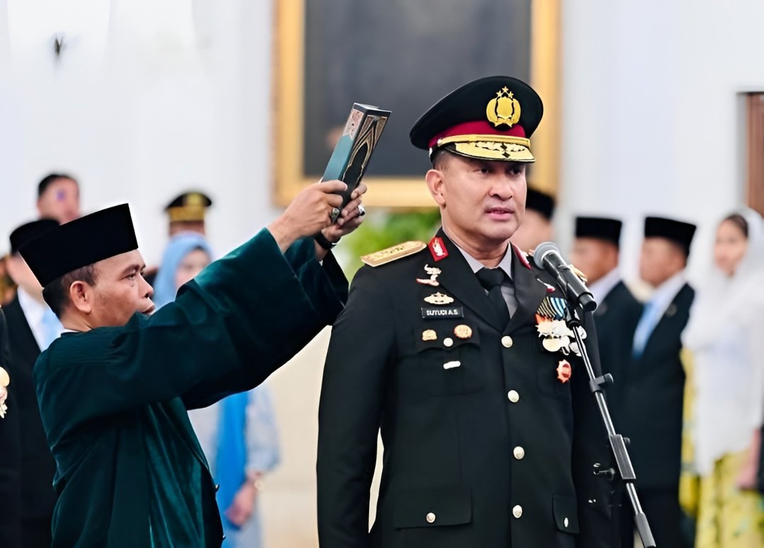 Suyudi Ario Seto kini menjadi Kapolri. Simak biodata, pendidikan, dan perjalanan kariernya dari Akpol hingga memimpin Polri.