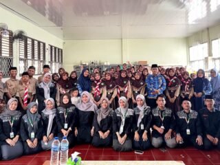 Mahasiswa PLP UIN SMH Banten Gelar Seminar Kesehatan Mental di MTsN 1 Kota Cilegon