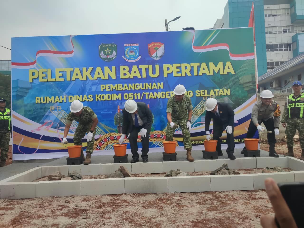 Pemkot Tangsel mulai membangun Makodim 0511 dengan anggaran Rp8 miliar untuk fasilitas utama dan penunjang operasional TNI.