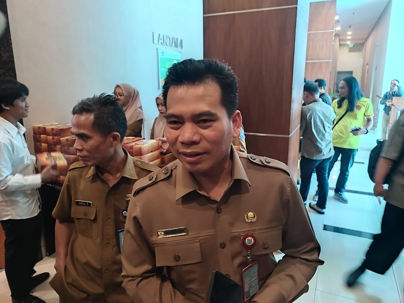 Pemkot Tangsel memperkuat mitigasi banjir dan mengantisipasi penyakit musim hujan, sekaligus mengajak warga menjaga kebersihan lingkungan.