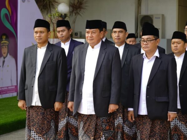 Bupati Maesyal Rasyid Upayakan Kuliah Gratis bagi Guru Madrasah dan Santri pada Hari Santri 2026