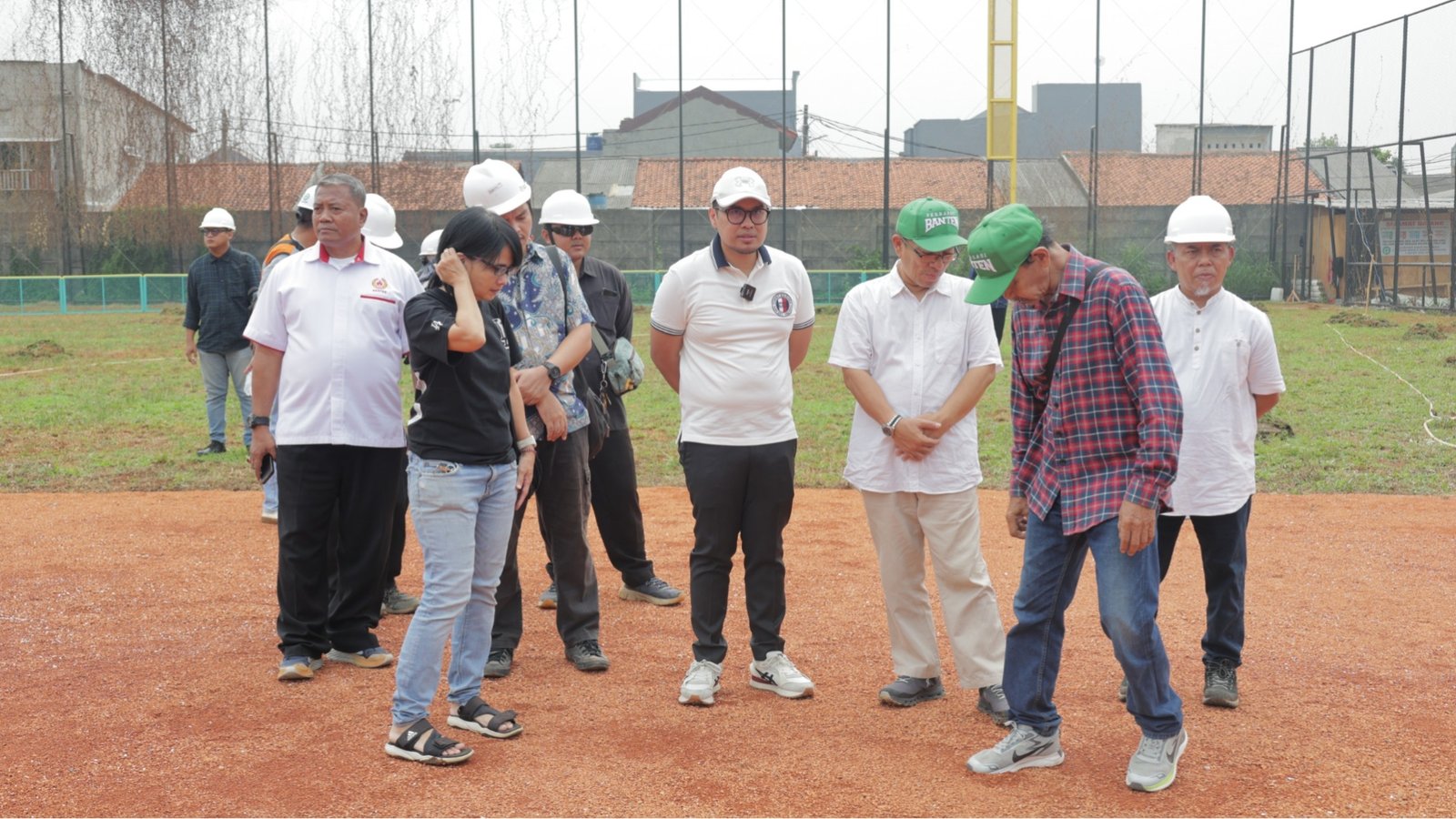 Pilar Saga memastikan venue softball dan baseball Porprov Banten 2026 di Alam Sutera segera rampung dan siap digunakan saat pertandingan.